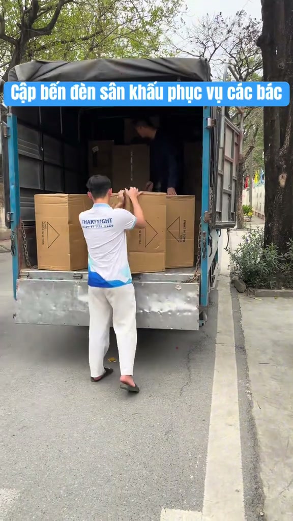 Bên em về bù rất nhiều hàng phục vụ anh em vụ mùa đầu năm nha - Thaki Light