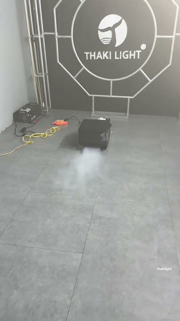 Hiệu Ứng Như Bước Đi Trên Mây Với Máy Khói Lạnh Sân Khấu - Thaki Light