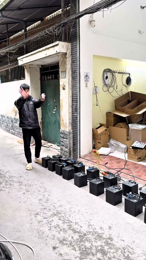 Máy pháo điện hàng về đi dự án cho trung tâm tiệc cưới đại việt thanh hoá - Thaki Light