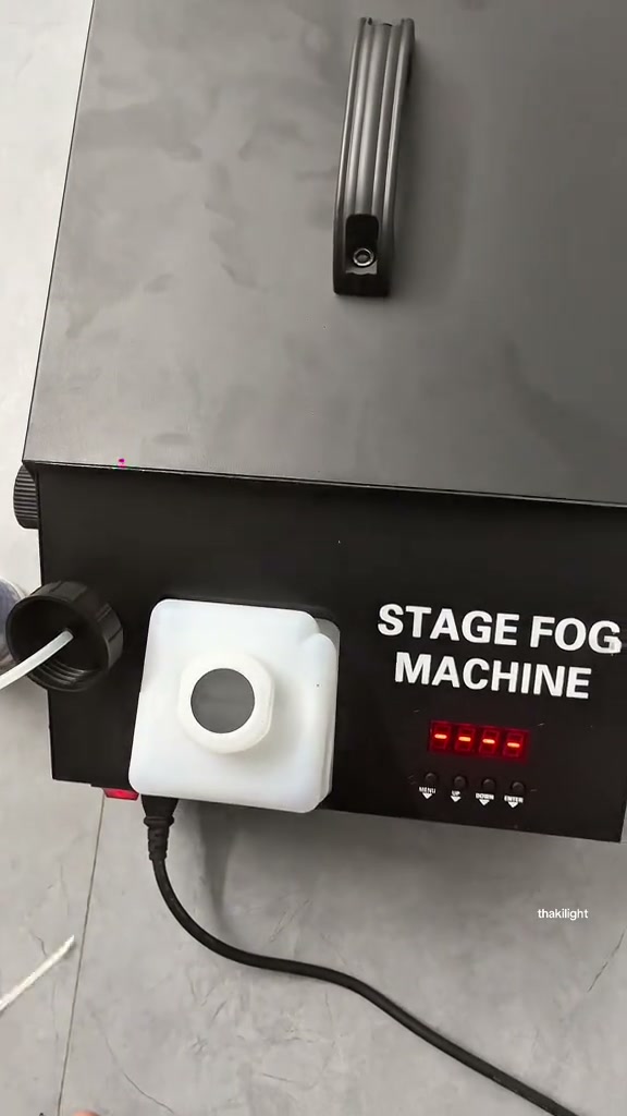 Máy Tạo Khói Lạnh 2000W Hiệu Ứng Khói Nặng Bò Sát Sàn - Thaki Light