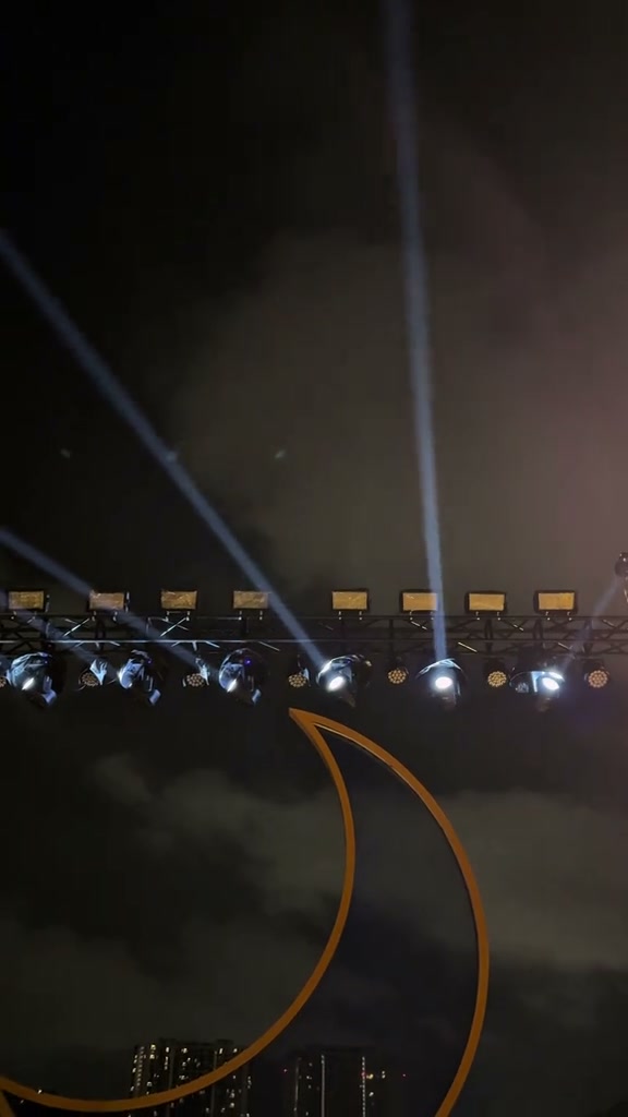 Test hiệu ứng tia beam S450W nhà thaki light